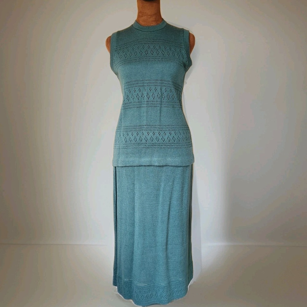 Vintage Avon Knit 70s 3 Piece Green Skirt Top Cardigan Belted Set Canada Acrylic - Picture 2 of 9